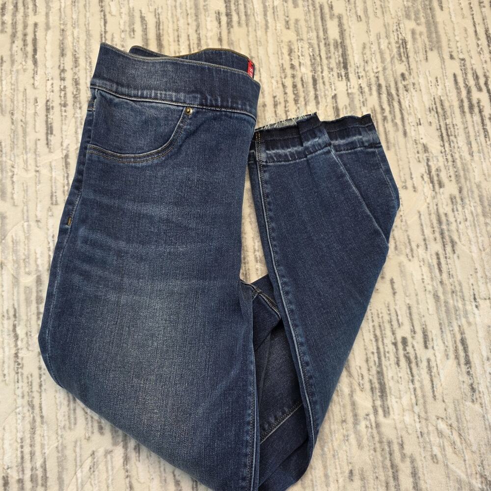 Spanx Distressed Denim Legging Medium Wash Blue NWT - Picture 8 of 8